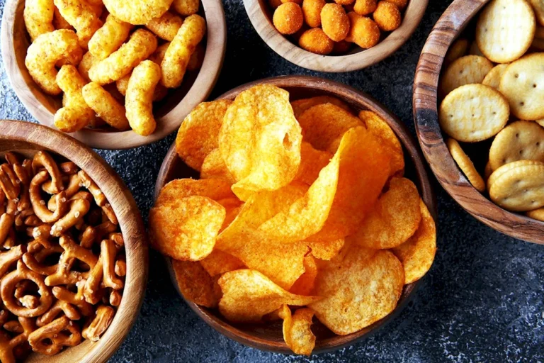 chipsy-kirieshki-oreshki-2